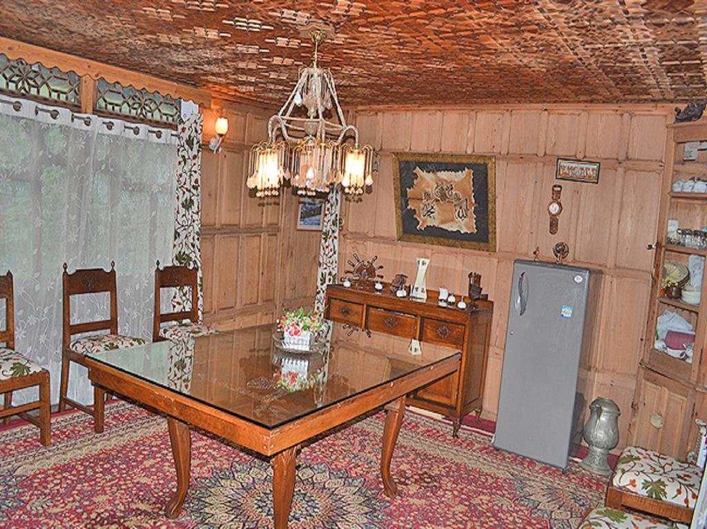 Akbar Group Of Heritage Houseboats Nagin Bagh Екстериор снимка