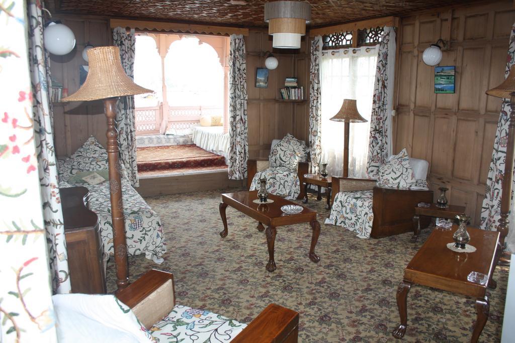 Akbar Group Of Heritage Houseboats Nagin Bagh Екстериор снимка